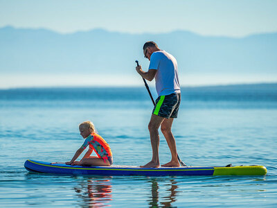 2-stündiges Familienabenteuer beim Stand-up-Paddling auf dem Luganersee