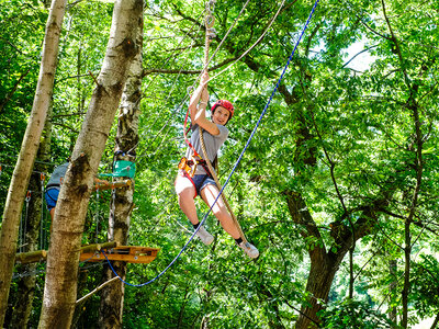 Cofanetto Emozioni in natura: 1 ingresso per 2 adulti al Veja Adventure Park