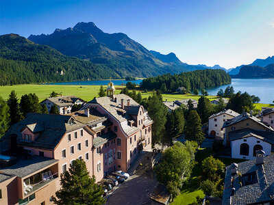 Cofanetto regalo 1 notte di lusso, gusto e relax al Parkhotel Margna 4* in Engadina