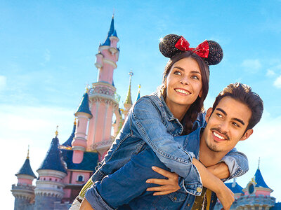 Cofanetto regalo Un biglietto Disneyland® Paris per 2 adulti (1 parco)