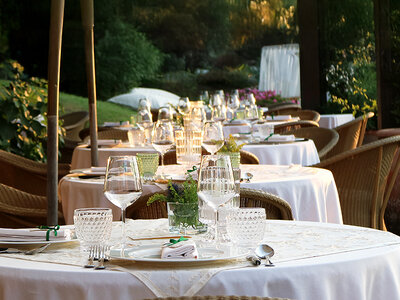 2 notti romantiche e cena gourmet in agriturismo di charme con piscina vicino a Siena