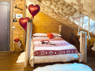 Insoliti soggiorni a Bergamo con NatuRooms: 1 notte con bottiglia di vino e atmosfere romantiche