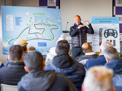 Coffret Stage de pilotage monoplace : 6 tours  sur le circuit de Nogaro en Formule 4 Tatuus