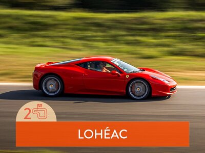 Coffret cadeau Stage de pilotage : 2 tours sur le circuit de Lohéac en Ferrari F458 Italia