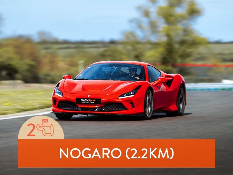 Stage de pilotage : 2 tours sur le circuit de Nogaro école en Ferrari F8