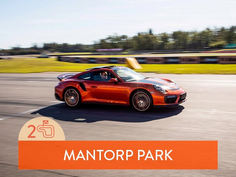 Kör sportbil: 2 varv i Porsche GT3 RS på Mantorp Park