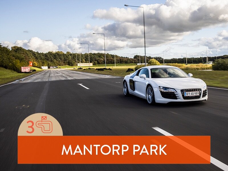 Kör sportbil: 3 varv i Audi R8 på Mantorp Park