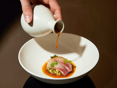 Cofanetto regalo Sapori fusion con menù Degustazione di 6 portate e calice presso il rinomato Bites di Milano