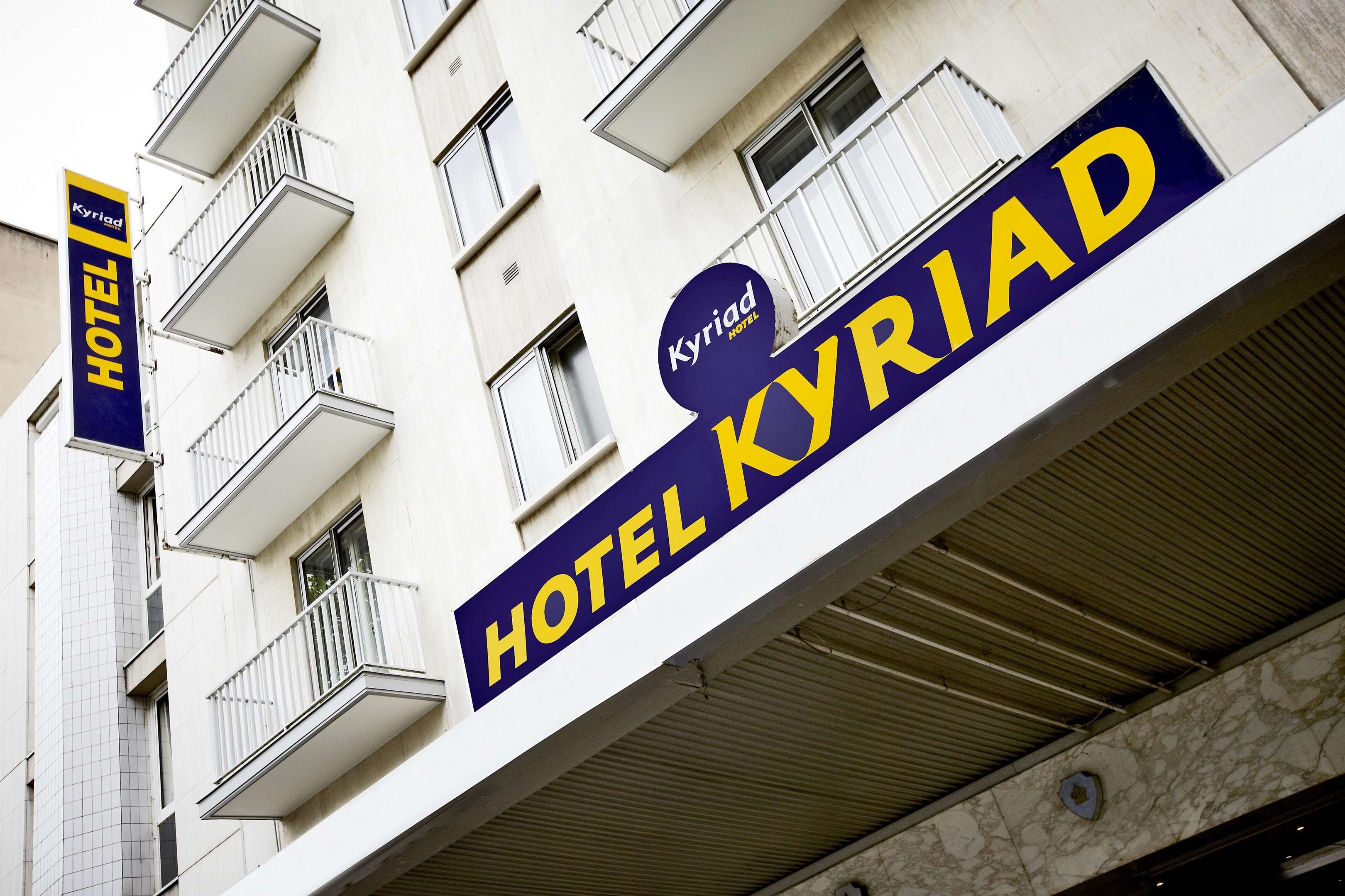 Hôtel Kyriad Tours Centre 2