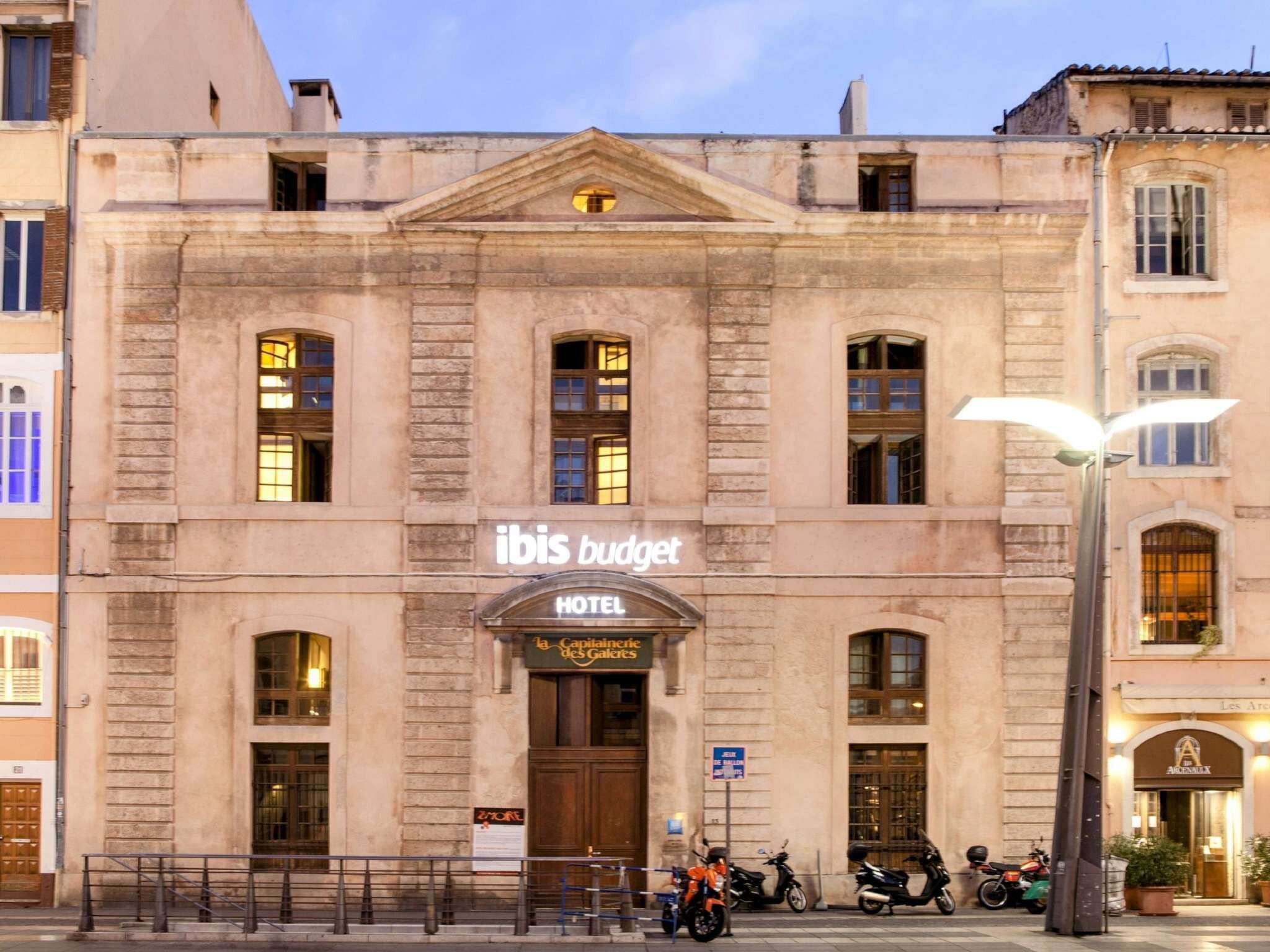 Ibis Budget Marseille Vieux Port 4