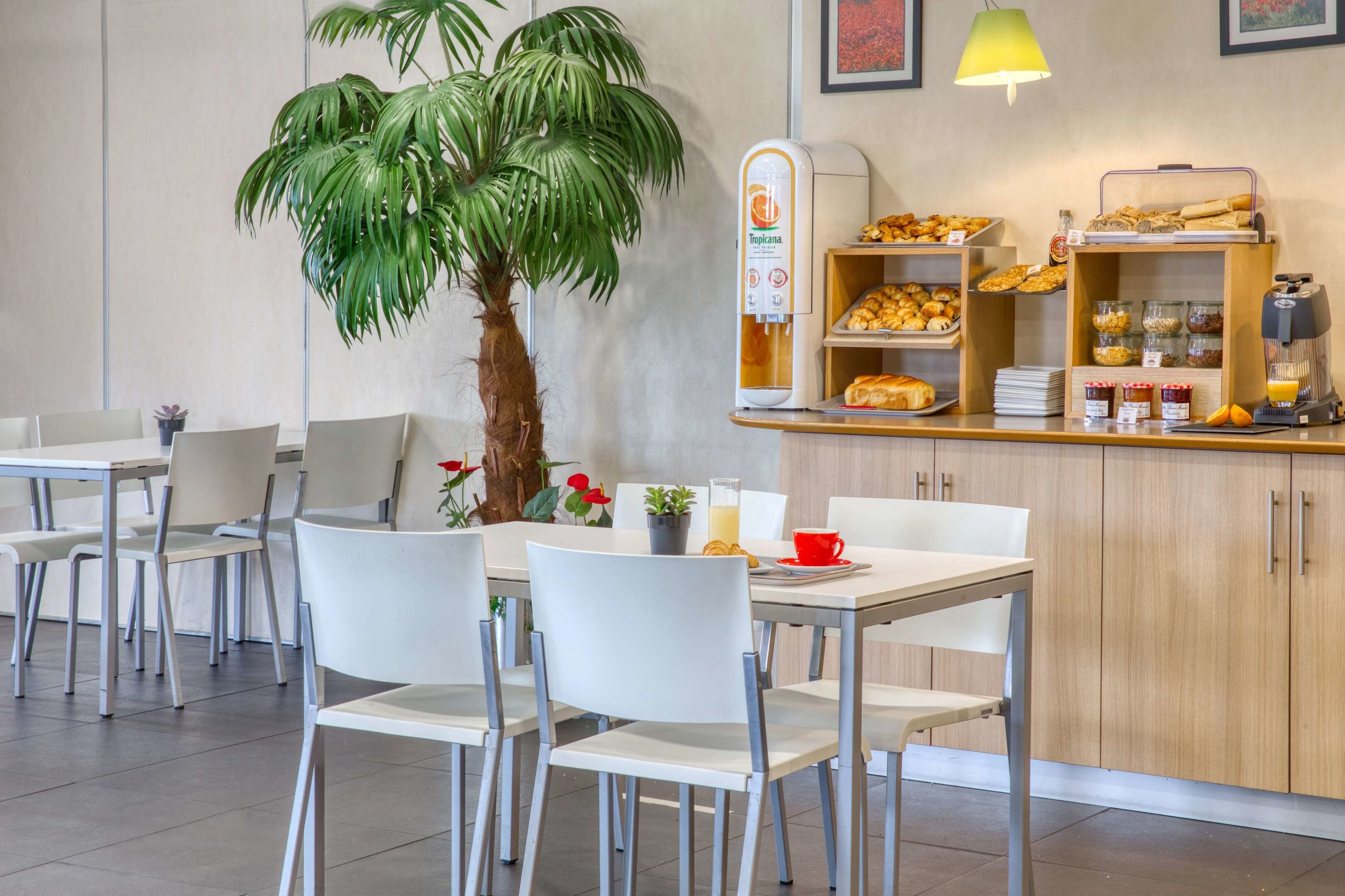 Sure Hotel Nantes Saint-Herblain 5
