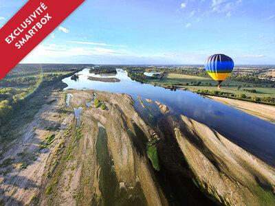 Coffret cadeau Vol en montgolfière au-dessus des châteaux de la Loire avec repas 3 plats pour 2 personnes