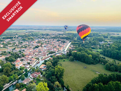 Coffret cadeau Vol en montgolfière au-dessus du Marais poitevin avec visite en barque pour 2 personnes