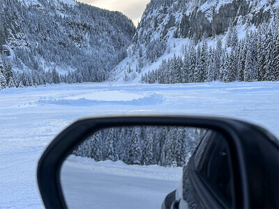 Coffret Stage de pilotage sur glace : 10 tours en passager sur le circuit de Flaine en Cupra Leon ou en BMW Superberline 2.0