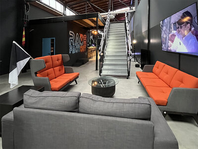 60 Minuten Full Motion Rennsimulation in Berlin