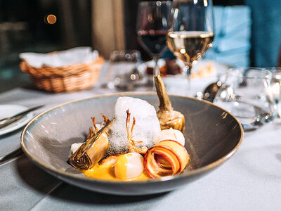 Geschenkbox Gourmet-Dinner für 2 in der Brasserie Alpine Rochegrise im Chalet RoyAlp Hôtel & Spa