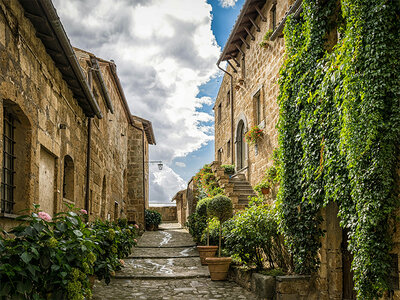 Sulle strade della Toscana e della riviera ligure con un viaggio in auto di 2 notti in hotel 3*