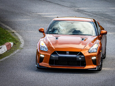 Coffret Stage de pilotage : 3 tours de circuit au volant d'une Nissan GTR