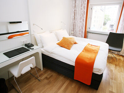 Box Övernattning med frukost på Elite Hotel Arcadia för 2