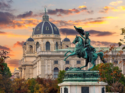 Presentbox 4-stjärnig semester i Wien med besök på slottet Schönbrunn för 2