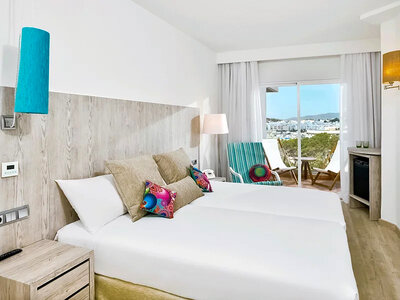 Box 4-stjärnig semester på Mallorca med guidad busstur för 2