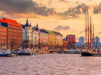 4-stjärnig semester i Helsinki med guidad city tour för 2