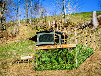 Box Sternenlicht und Schlafsack: Dachzeltcamping in Deutschlands Natur