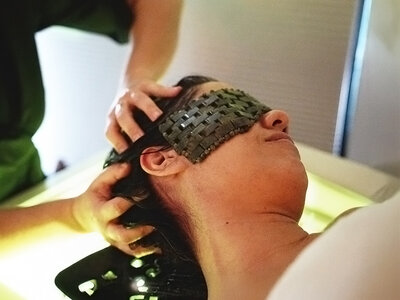 Caja El masaje más viral en Hera Beauty Estética: sesión de head spa de 1h para 1 persona