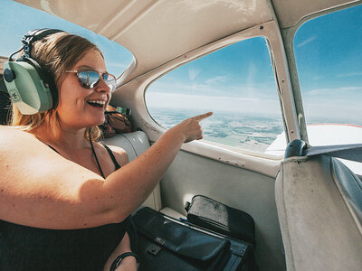 Avventura in volo in Germania: city tour aereo per 3 persone