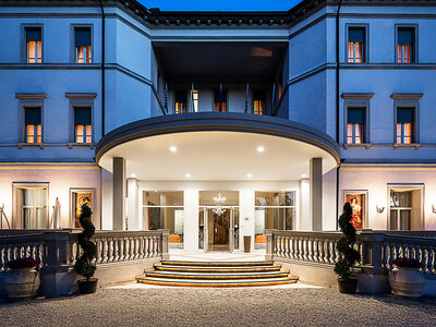 Cofanetto regalo Soggiorno di charme: 1 notte al Grand Hotel Terme di Riolo 4* con pranzo o cena