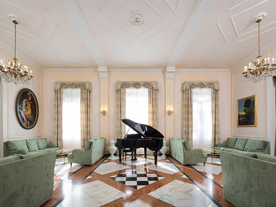 Cofanetto Soggiorno di charme: 1 notte al Grand Hotel Terme di Riolo 4* con pranzo o cena