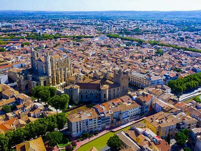 Vol en hélicoptère de 30 min pour 2 personnes dans les environs de Narbonne