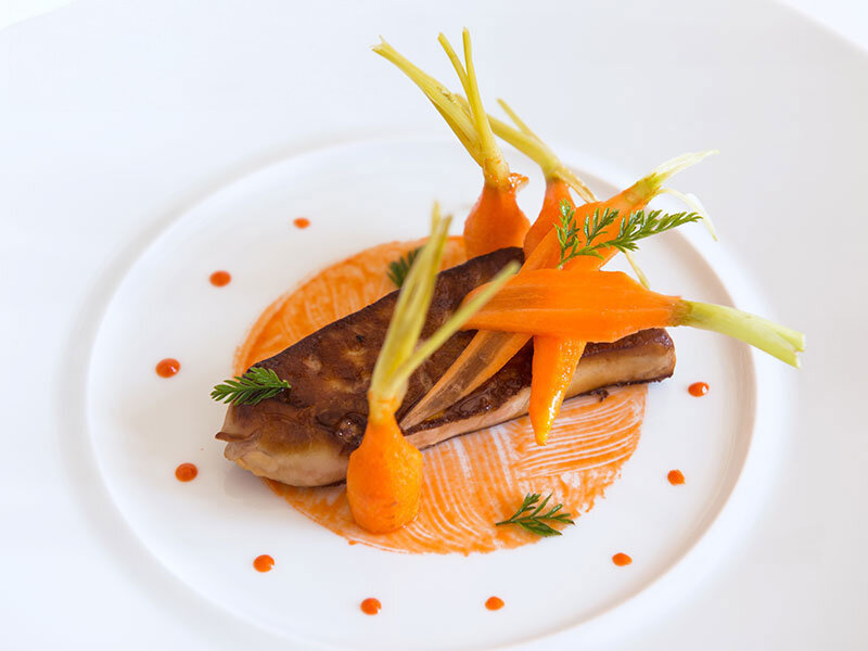 Adresses primées : menu 5 plats au restaurant du Château et Relais des Vigiers près de Bergerac