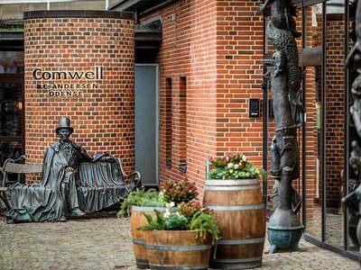 Boks Ophold med 3-retters middag på Comwell H. C. Andersen Odense for 2