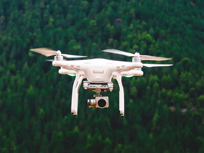 Caja Curso online y oficial de Piloto de Drones A1/A3 para 1 persona