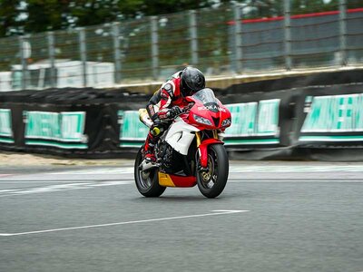 Coffret cadeau Stage de pilotage moto sur le circuit de Haute Saintonge