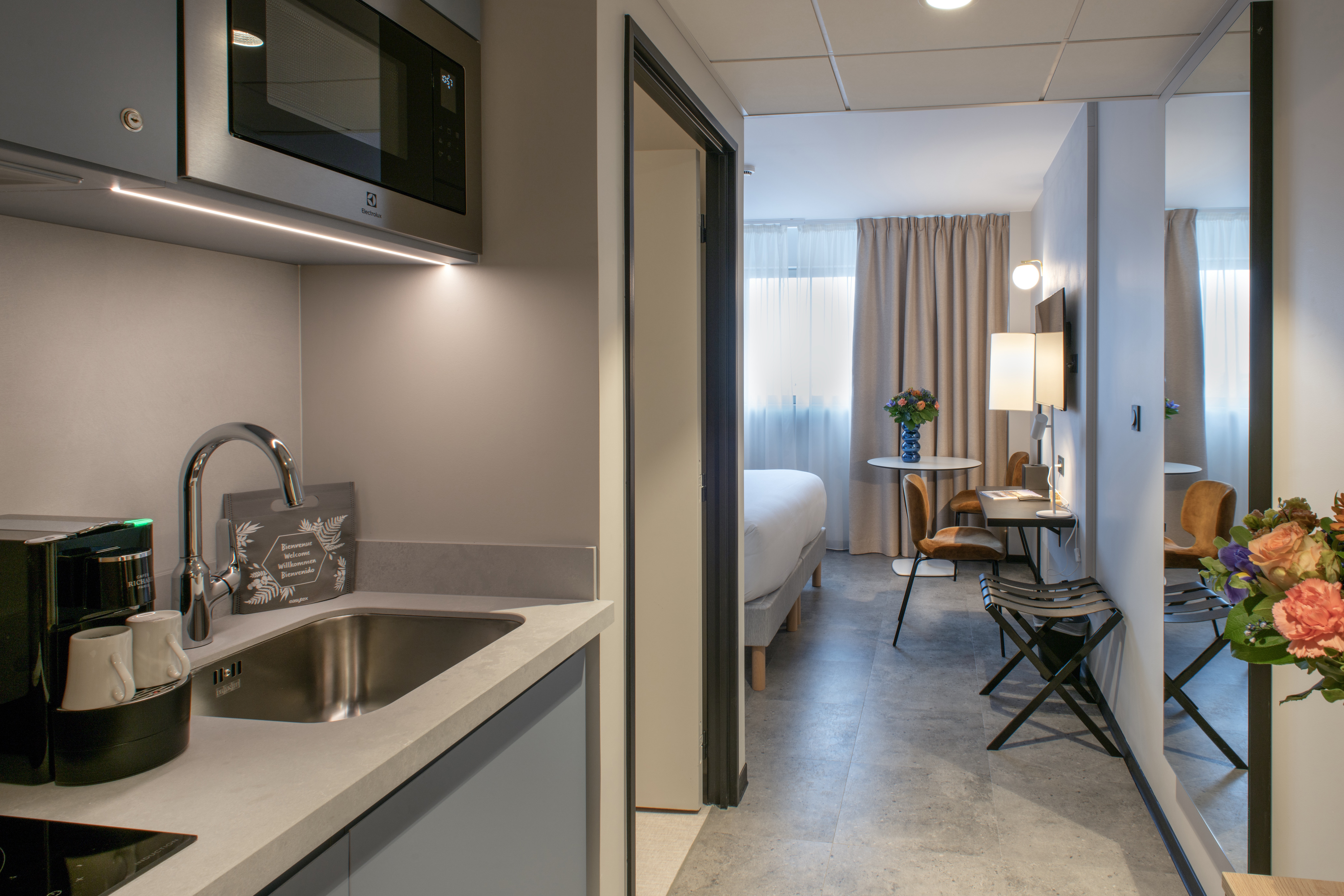 Sevenline Aparthotel 4