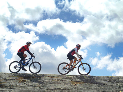 Boks Mountainbiketur i telt i Blekinge med OutdoorPlay for 1