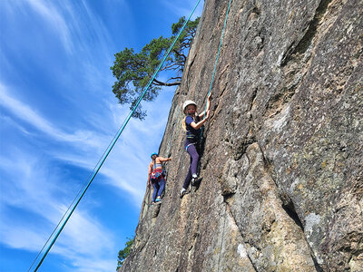Klatrekursus med overnatning på Kullen med OutdoorPlay for 1