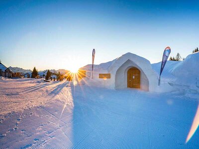 Geschenkbox 1 zauberhafte Iglu-Übernachtung für die ganze Familie im Iglu-Dorf Gstaad
