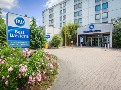 Geschenkbox Wochenendausflug für 2 Personen in 4* Hotel in Frankfurt