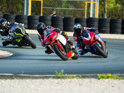 Coffret Stage de pilotage avec votre moto sur le circuit de Fontenay-le-Comte