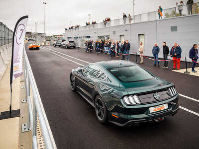 Stage de pilotage : 2 tours de circuit au volant d'une Ford Mustang Bullitt