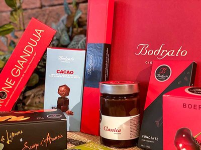 Cofanetto Casa dolce casa: 1 consegna a domicilio ricca di prodotti dolciari Bodrato Cioccolato