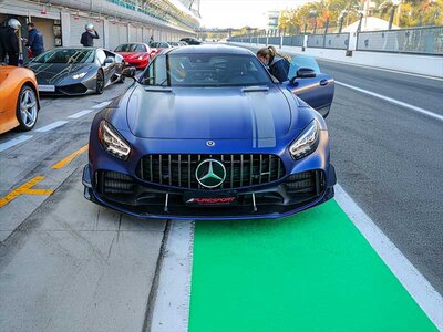 Coffret Stage de pilotage : 2 tours sur le circuit de Spa-Francorchamps en Mercedes AMG GT R Pro