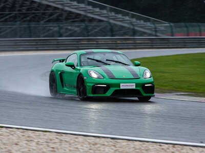 Coffret Stage de pilotage : 2 tours sur le circuit de Spa-Francorchamps en Porsche 718 Cayman GT4