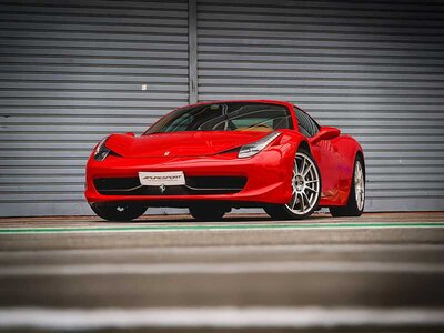 Coffret Stage de pilotage : 1 tour sur le circuit de Spa-Francorchamps en Ferrari F458 Italia