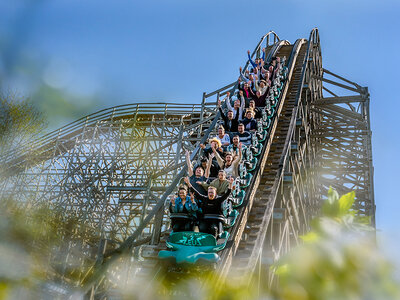 Coffret Billets pour le Parc Astérix : 1 entrée adulte et 1 entrée enfant en 2026