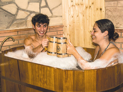 Caja regalo Beer Spa Salou: circuito spa, masaje y degustación de cerveza para 2 personas