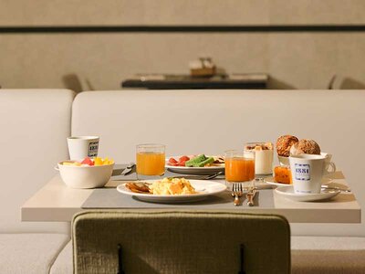 Caja 1881 Madrid Ventas Hotel 4*: 1 noche con desayuno